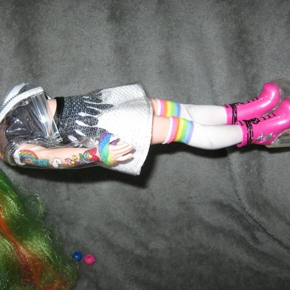 Rainbow High Shadow Doll ~ Large/Tall Rainbow Dream Surprise 240628A10 Poopsie - Picture 11 of 11